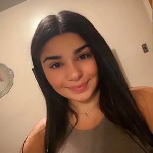 Meet your Posher, Angelica